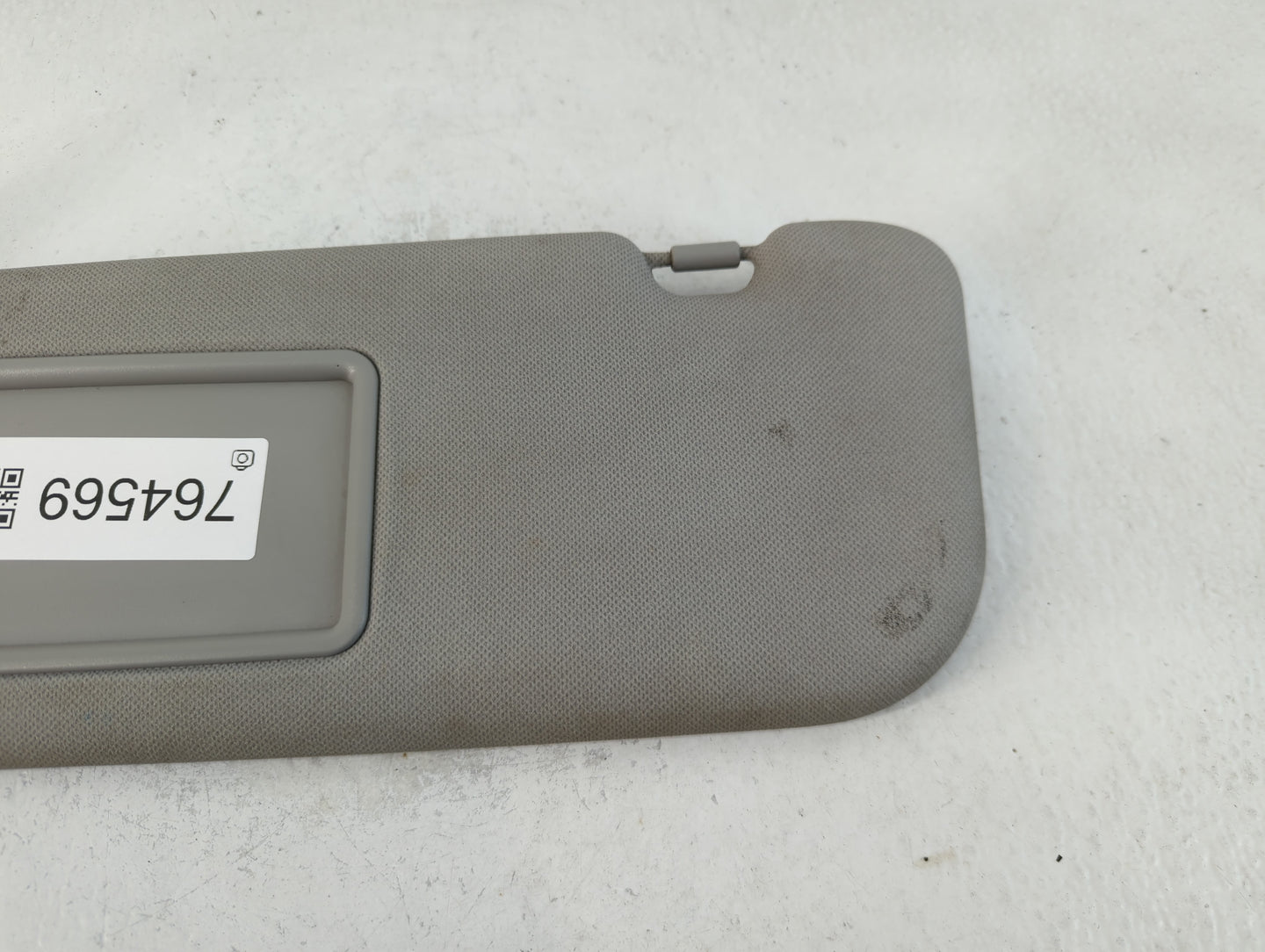 2014-2016 Hyundai Elantra Sun Visor Shade Replacement Passenger Right Mirror Fits Fits 2014 2015 2016 OEM Used Auto Parts - 