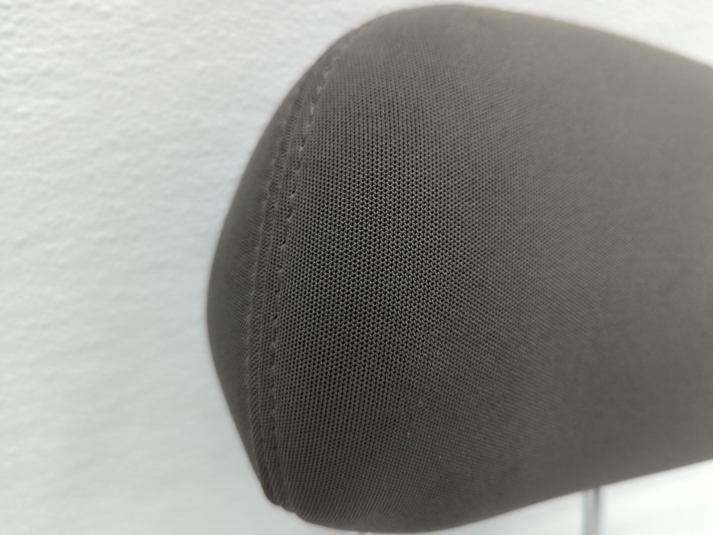 2013-2015 Hyundai Elantra Headrest Head Rest Front Driver Passenger Seat Fits Fits 2013 2014 2015 OEM Used Auto Parts - Oemu