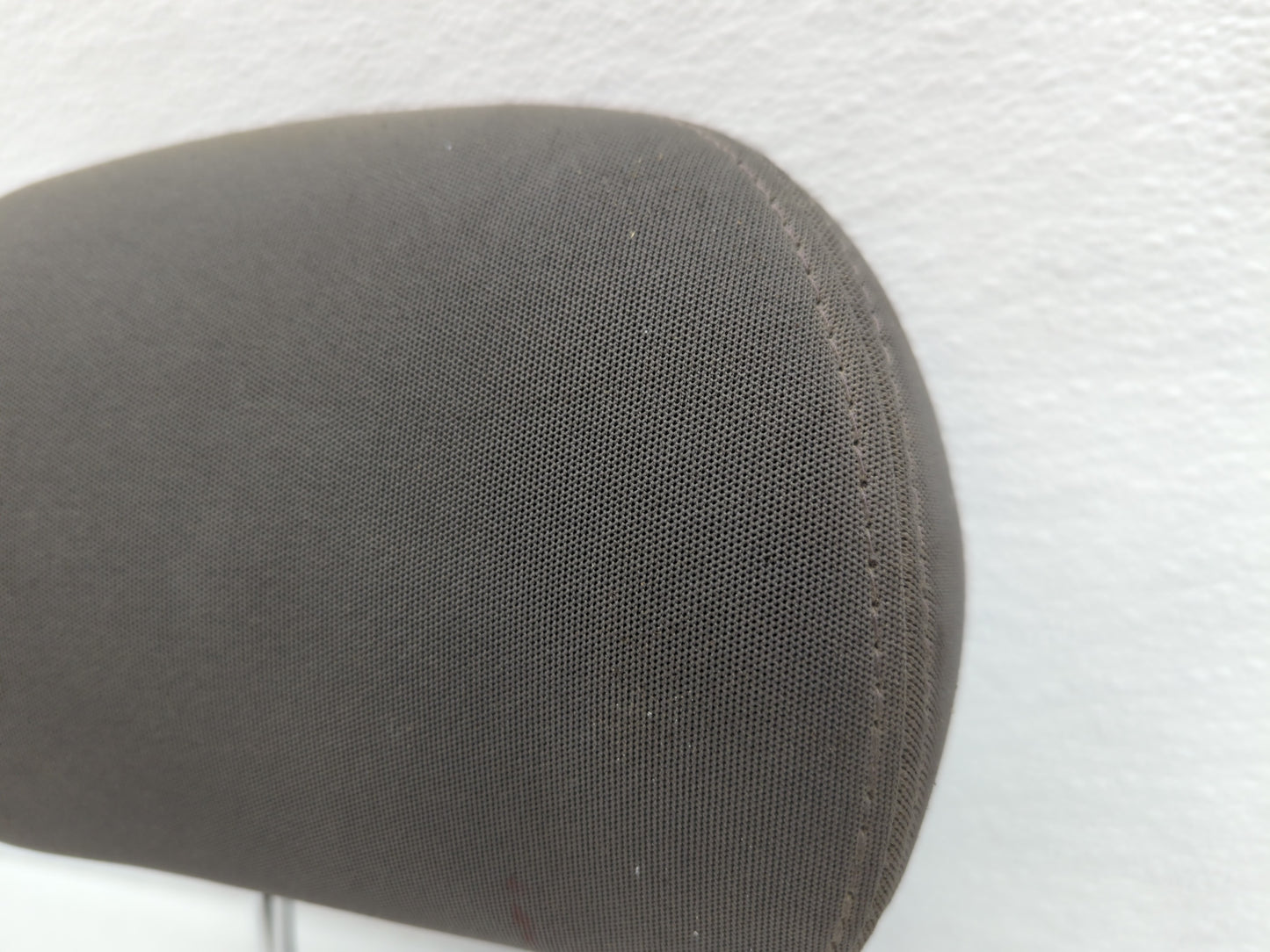 2013-2015 Hyundai Elantra Headrest Head Rest Front Driver Passenger Seat Fits Fits 2013 2014 2015 OEM Used Auto Parts - Oemu