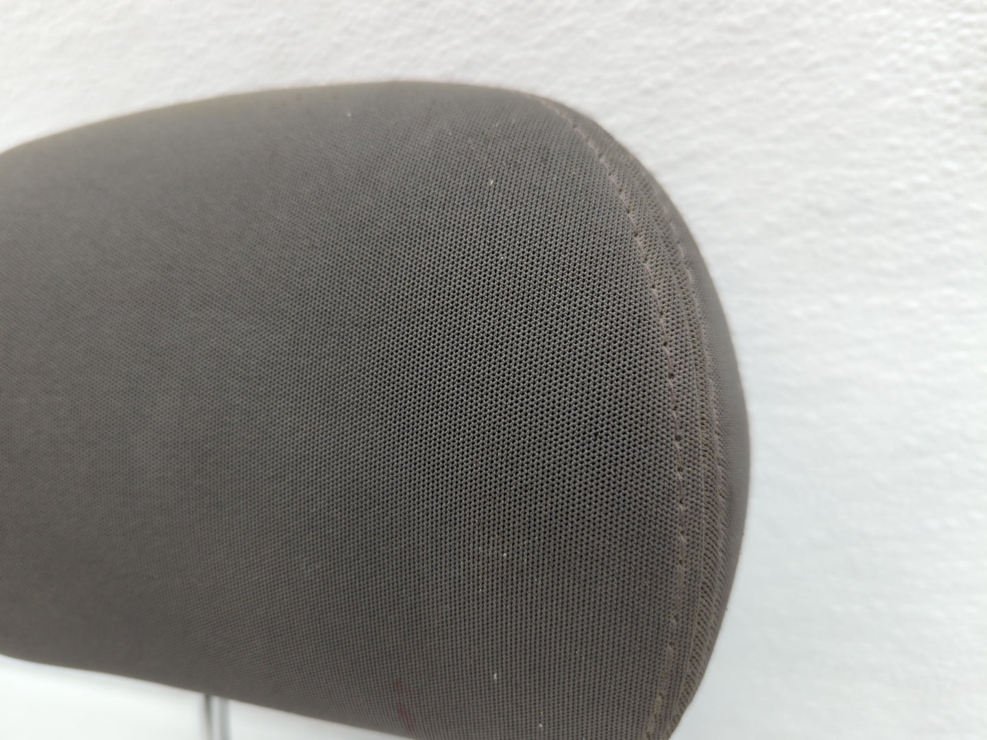 2013-2015 Hyundai Elantra Headrest Head Rest Front Driver Passenger Seat Fits Fits 2013 2014 2015 OEM Used Auto Parts - Oemu