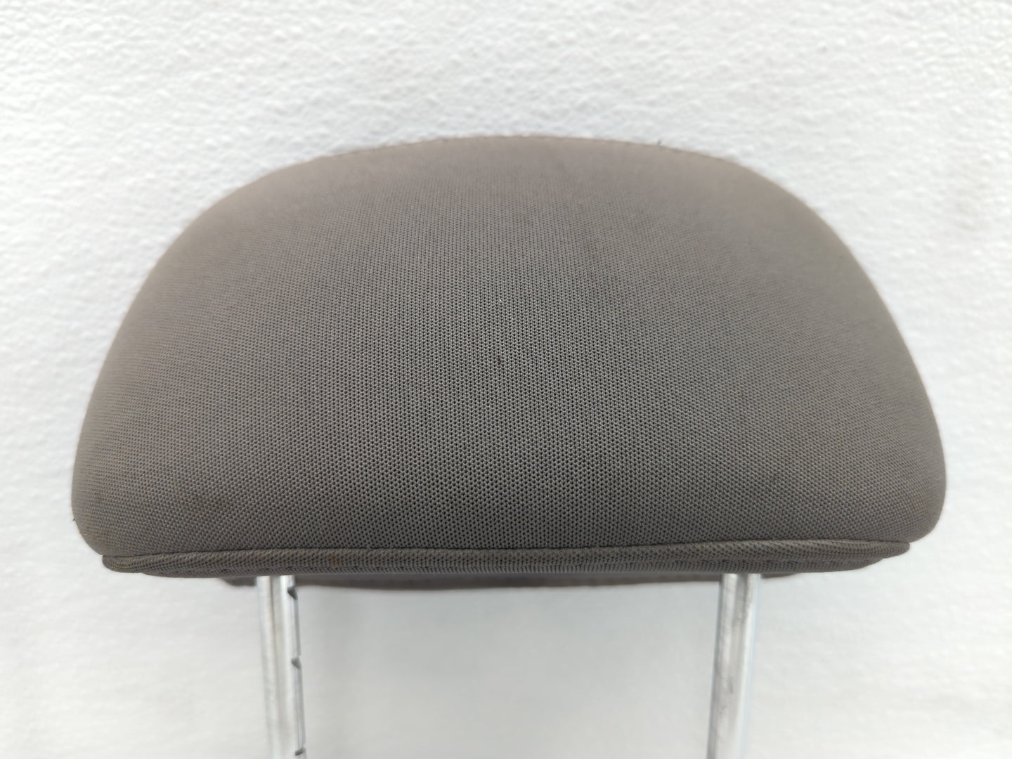 2013-2015 Hyundai Elantra Headrest Head Rest Front Driver Passenger Seat Fits Fits 2013 2014 2015 OEM Used Auto Parts - Oemu