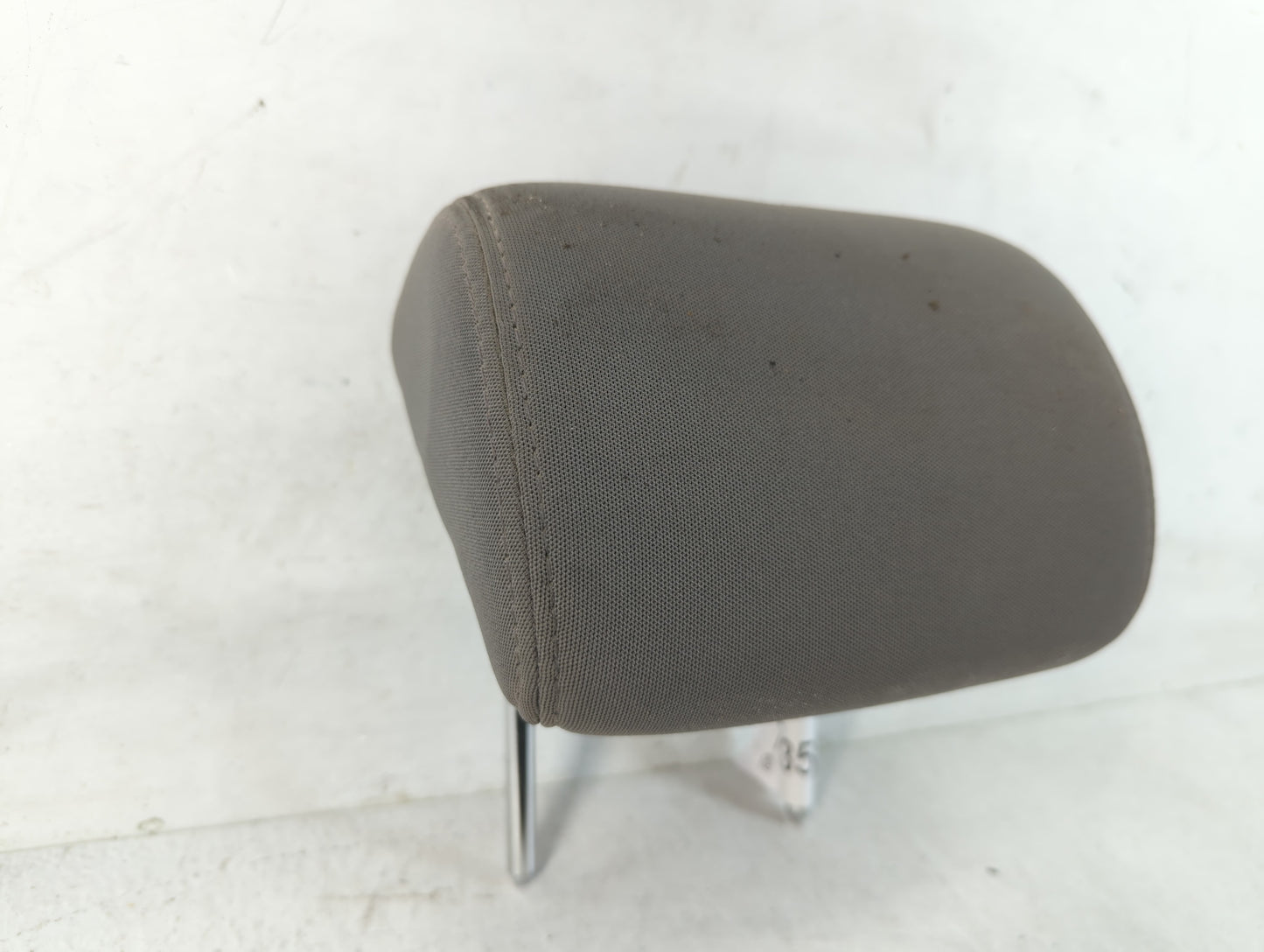 2013-2015 Hyundai Elantra Headrest Head Rest Front Driver Passenger Seat Fits Fits 2013 2014 2015 OEM Used Auto Parts - Oemu