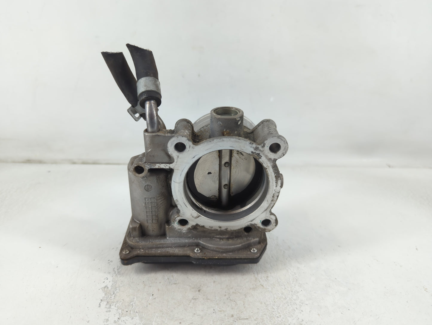 2011-2020 Hyundai Elantra Throttle Body P/N:35100-2E000 Fits Fits 2011 2012 2013 2014 2015 2016 2017 2018 2019 2020 2021 OEM