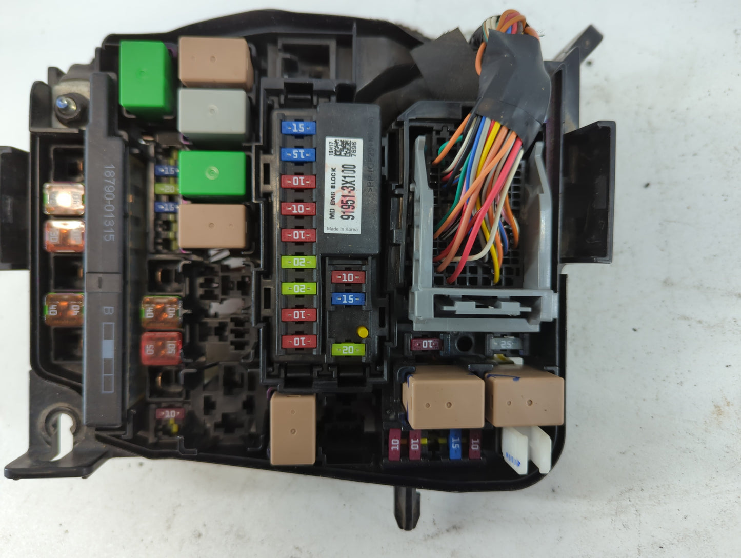 2014-2016 Hyundai Elantra Fusebox Fuse Box Panel Relay Module P/N:91951-3X710 Fits Fits 2014 2015 2016 OEM Used Auto Parts -