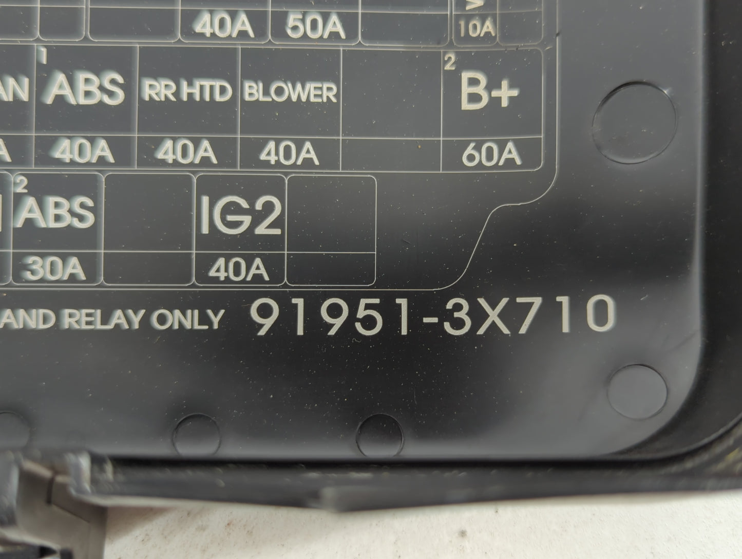 2014-2016 Hyundai Elantra Fusebox Fuse Box Panel Relay Module P/N:91951-3X710 Fits Fits 2014 2015 2016 OEM Used Auto Parts -