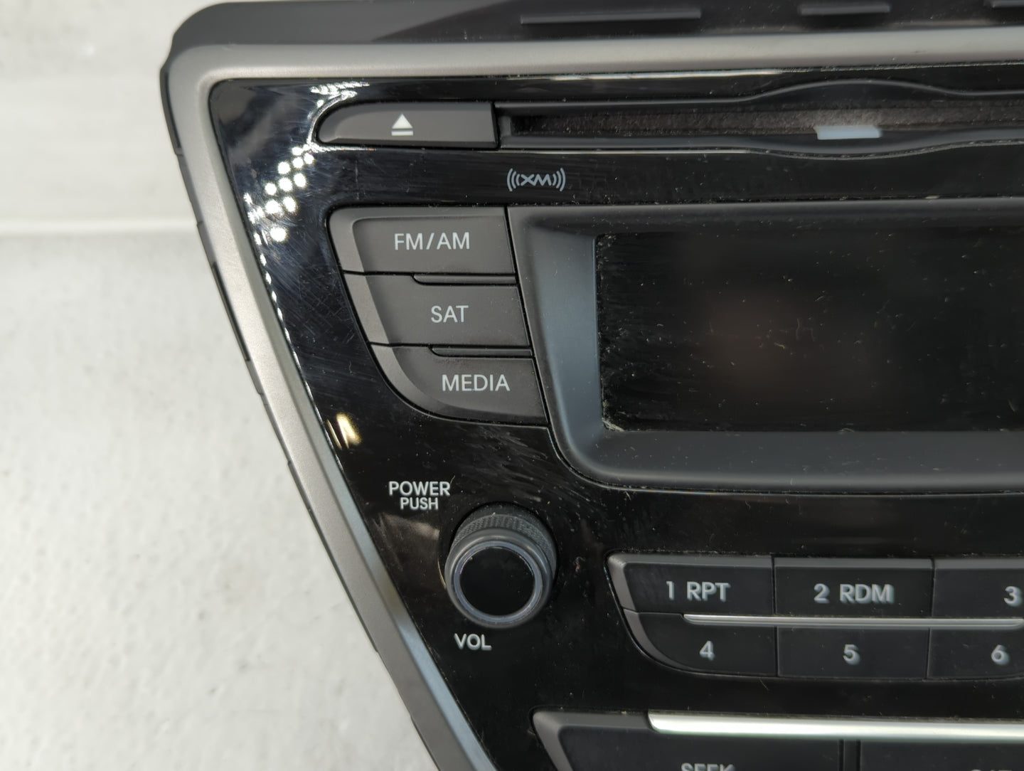 2014-2016 Hyundai Elantra Radio AM FM Cd Player Receiver Replacement P/N:96170-3X156GU Fits Fits 2014 2015 2016 OEM Used Aut