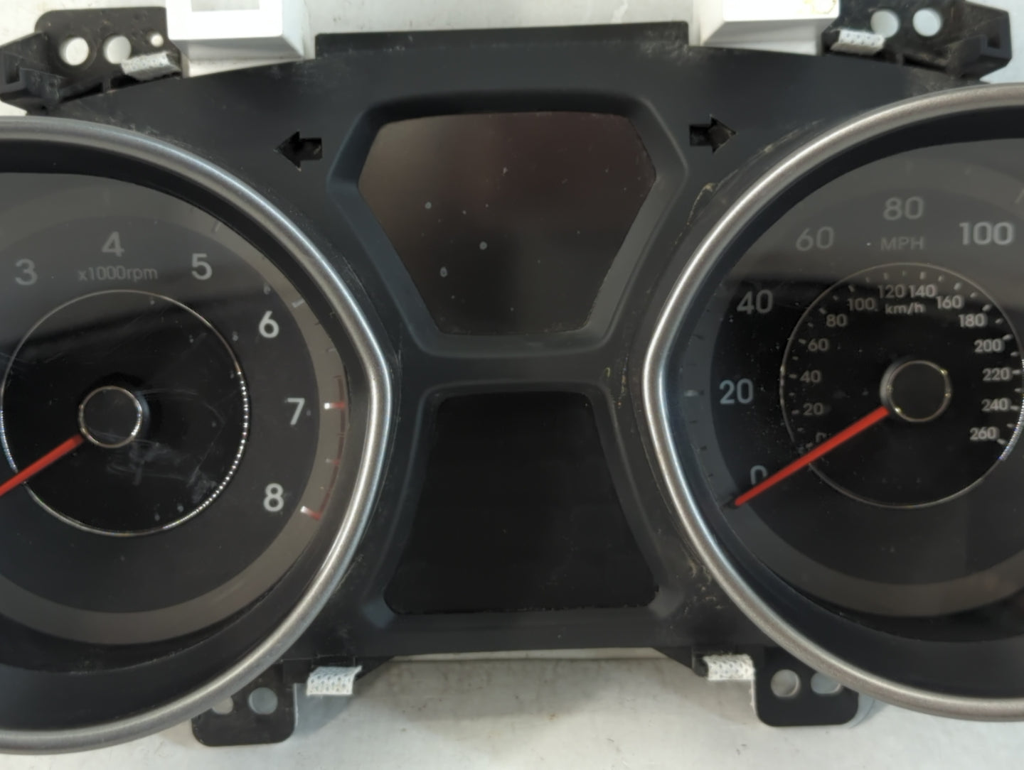 2014-2016 Hyundai Elantra Instrument Cluster Speedometer Gauges P/N:94004-3Y010 Fits Fits 2014 2015 2016 OEM Used Auto Parts