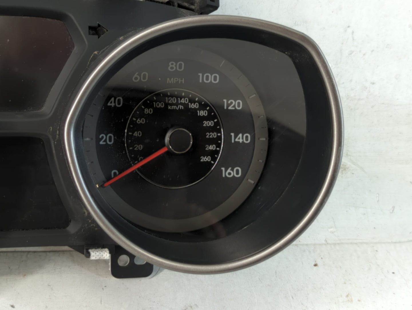 2014-2016 Hyundai Elantra Instrument Cluster Speedometer Gauges P/N:94004-3Y010 Fits Fits 2014 2015 2016 OEM Used Auto Parts