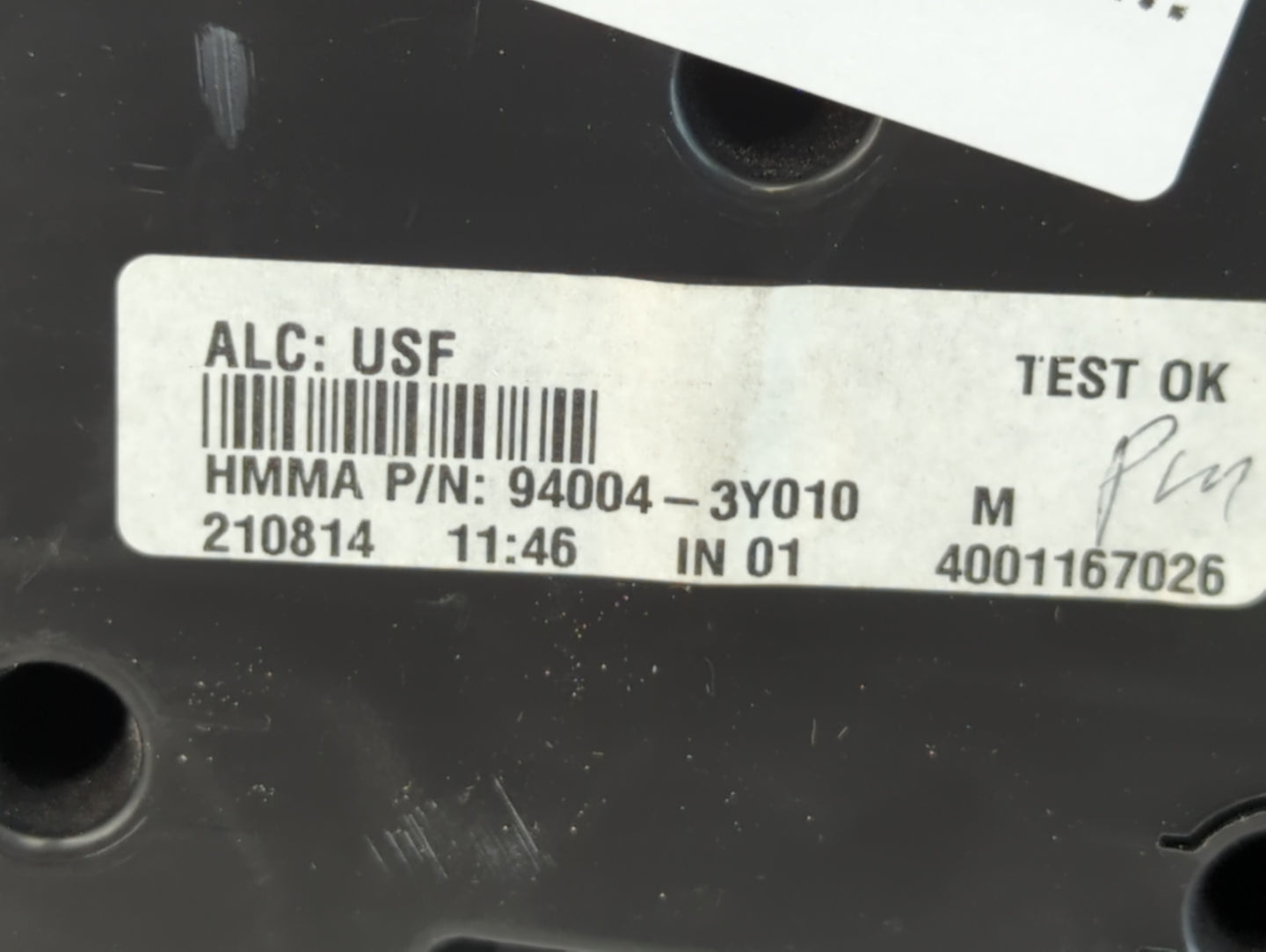 2014-2016 Hyundai Elantra Instrument Cluster Speedometer Gauges P/N:94004-3Y010 Fits Fits 2014 2015 2016 OEM Used Auto Parts