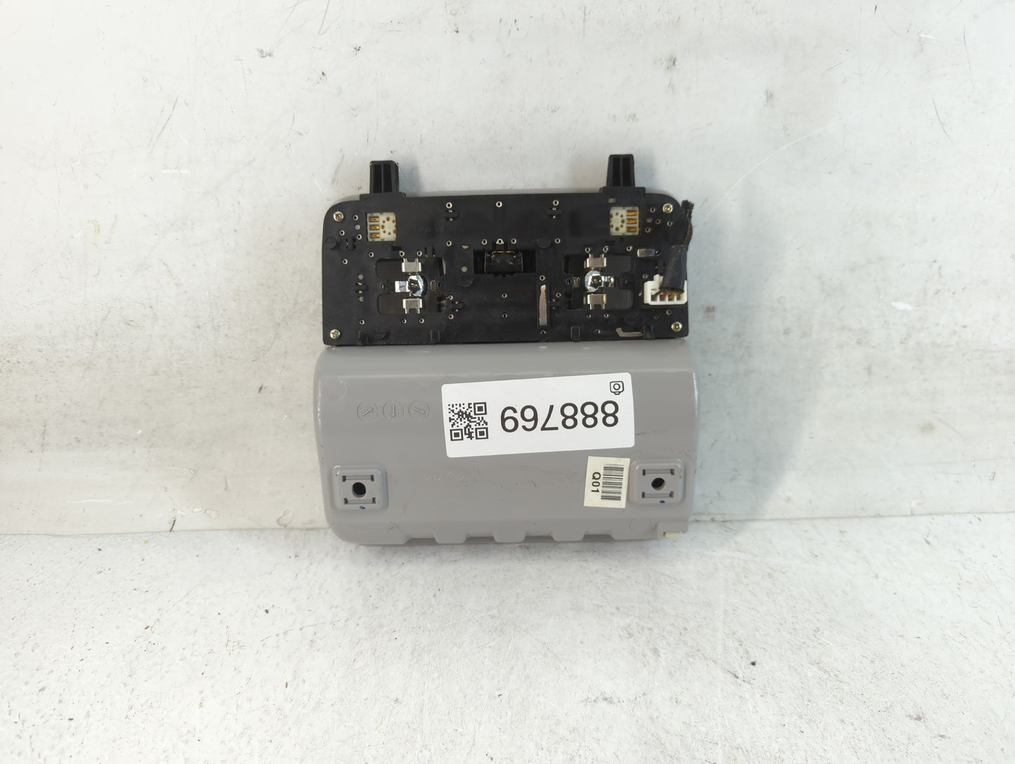 2015 Hyundai Elantra Overhead Roof Console - Oemusedautoparts1.com