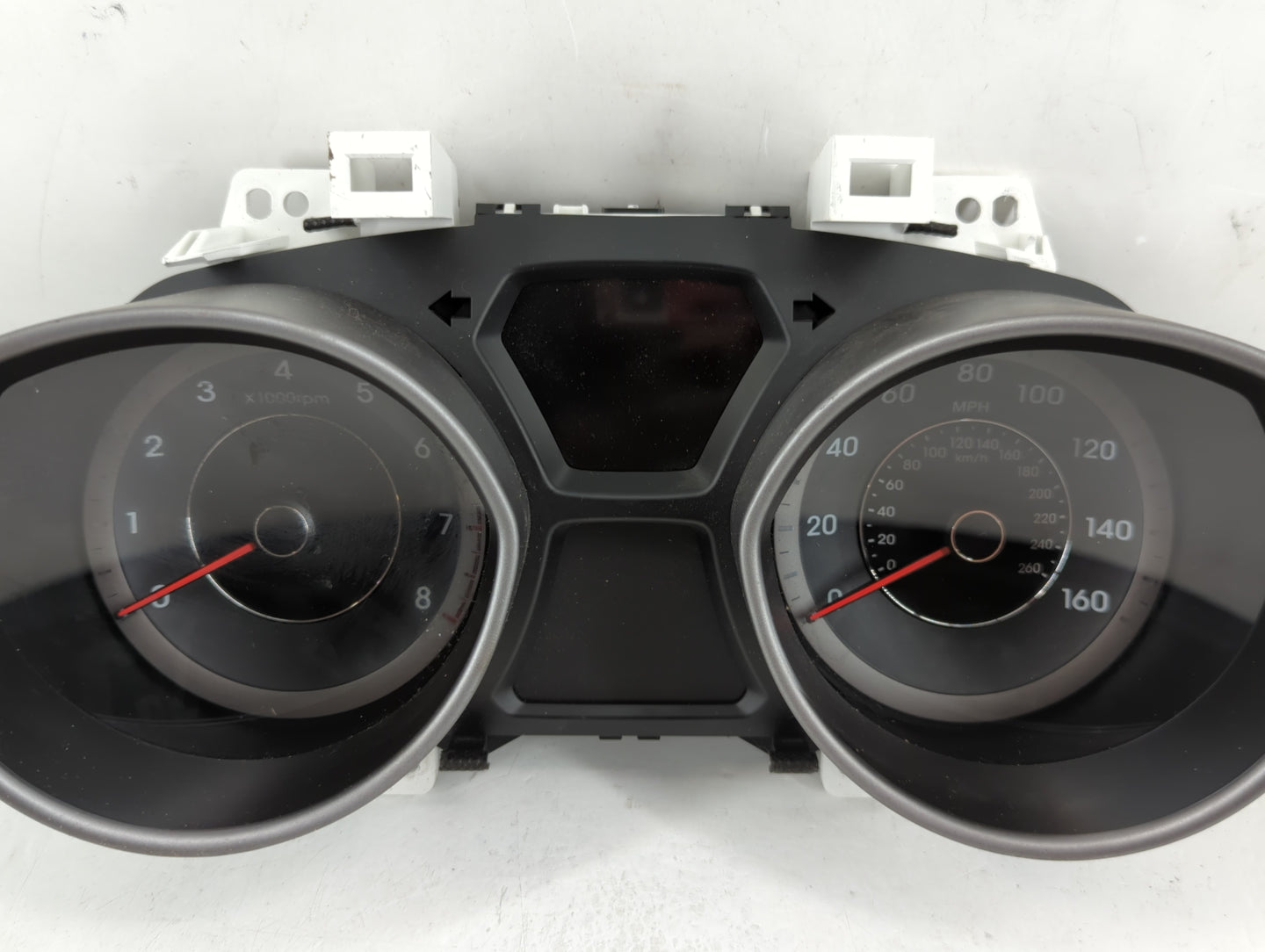 2014-2016 Hyundai Elantra Instrument Cluster Speedometer Gauges P/N:94004-3X240 Fits Fits 2014 2015 2016 OEM Used Auto Parts