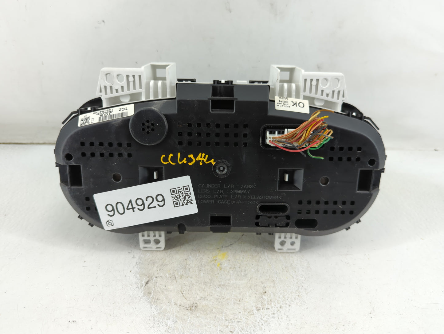 2014-2016 Hyundai Elantra Instrument Cluster Speedometer Gauges P/N:94004-3X240 Fits Fits 2014 2015 2016 OEM Used Auto Parts