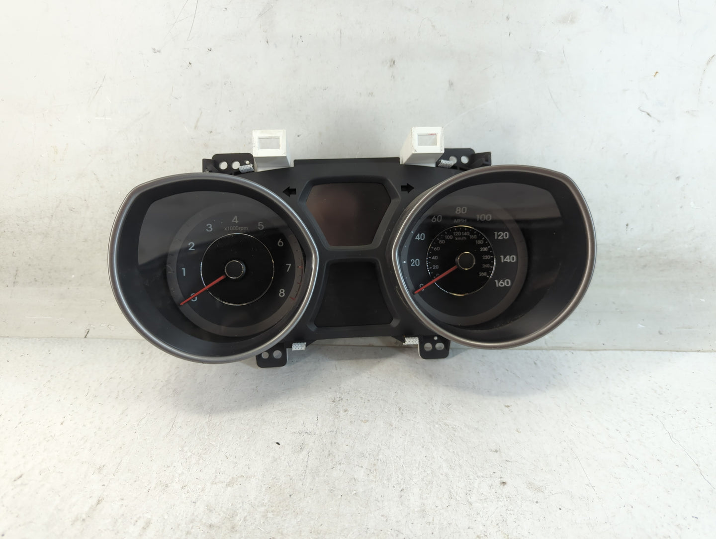 2014-2016 Hyundai Elantra Instrument Cluster Speedometer Gauges P/N:94004-3Y010 Fits Fits 2014 2015 2016 OEM Used Auto Parts