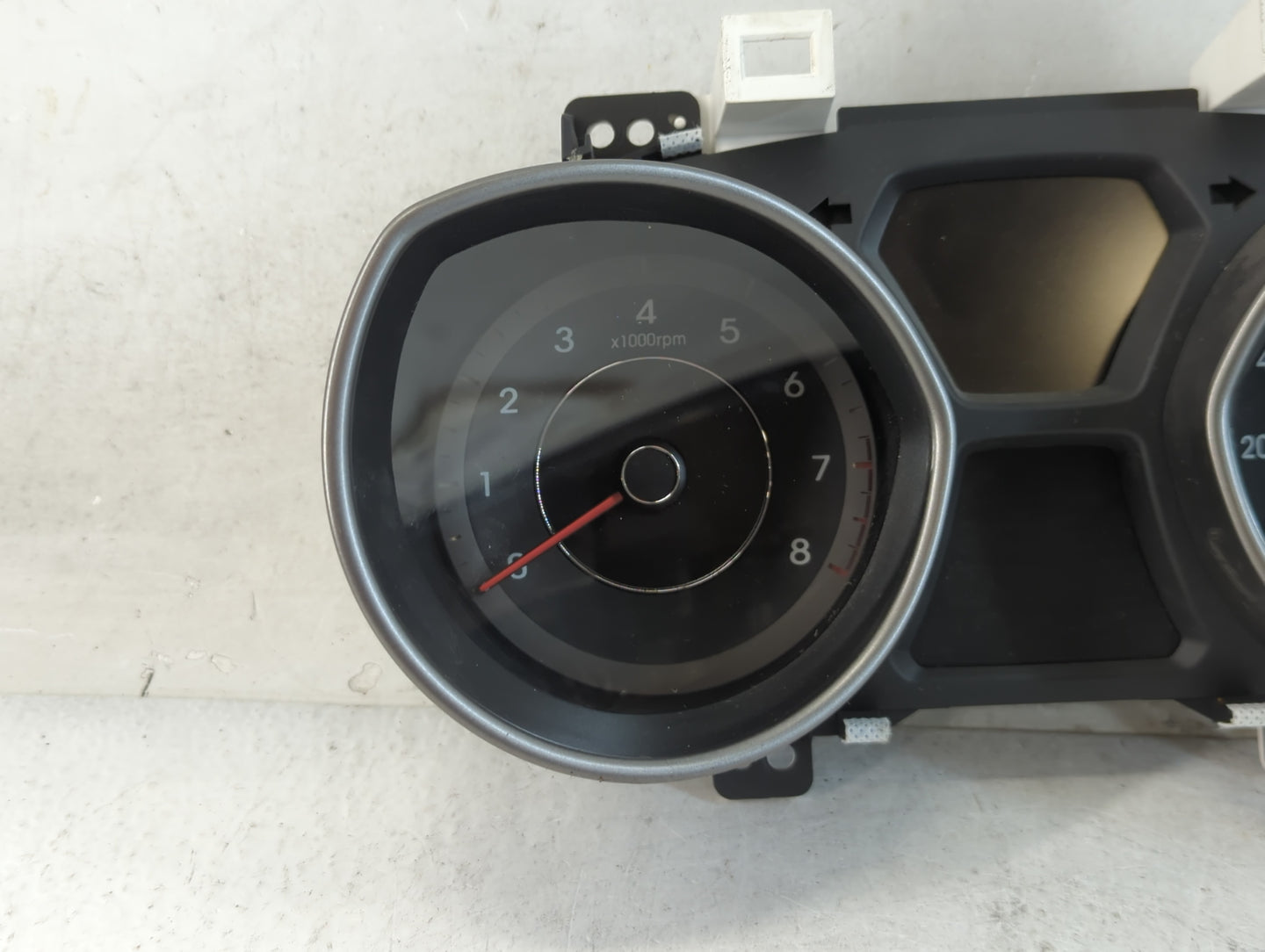 2014-2016 Hyundai Elantra Instrument Cluster Speedometer Gauges P/N:94004-3Y010 Fits Fits 2014 2015 2016 OEM Used Auto Parts