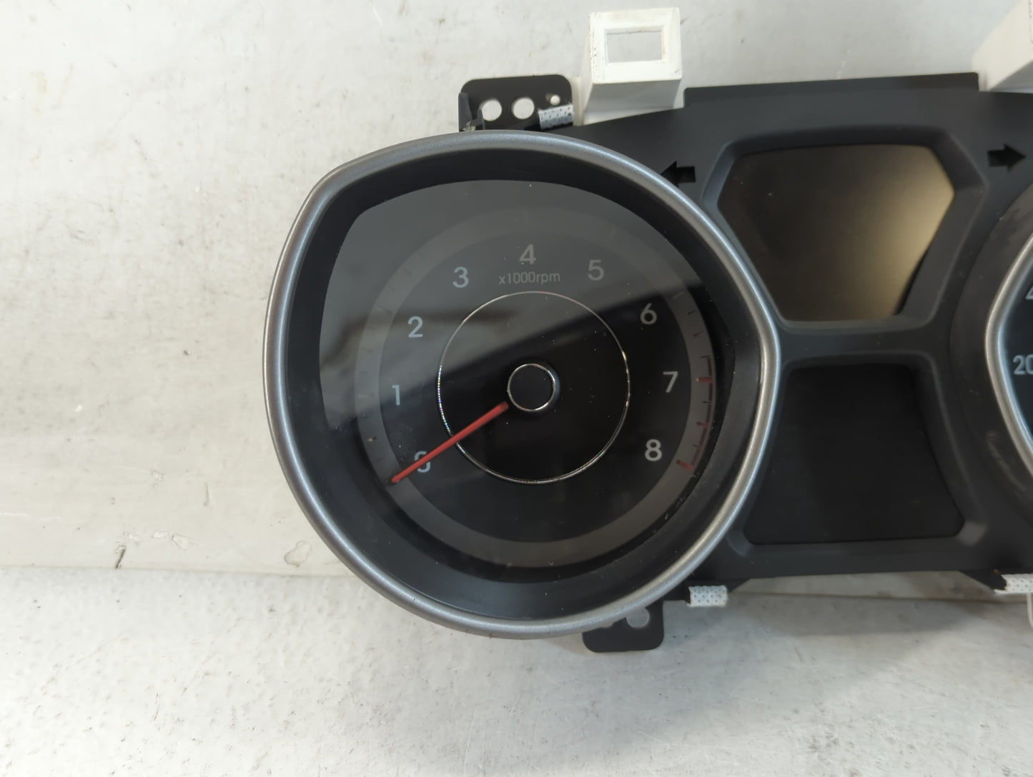 2014-2016 Hyundai Elantra Instrument Cluster Speedometer Gauges P/N:94004-3Y010 Fits Fits 2014 2015 2016 OEM Used Auto Parts