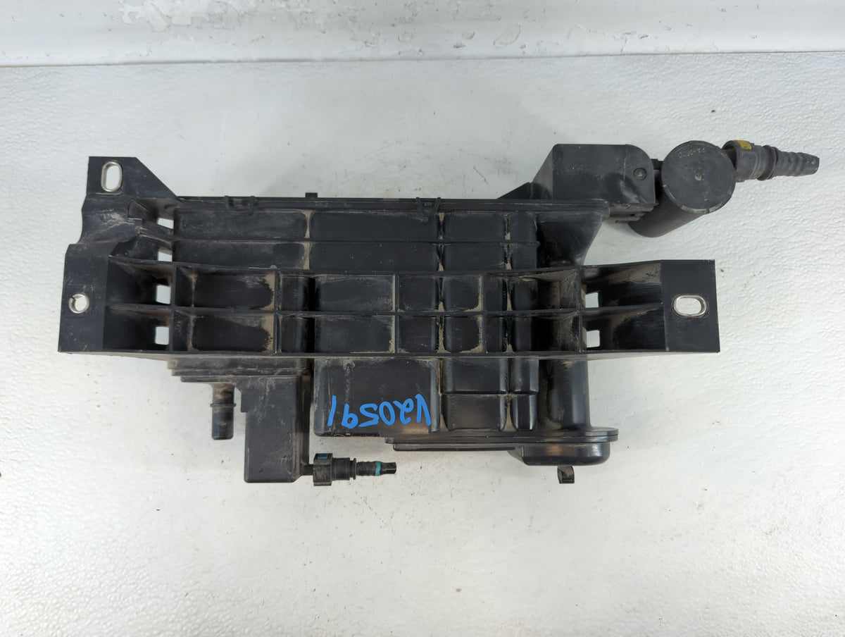 2015 Hyundai Elantra Fuel Vapor Charcoal Canister 915826 - Oemusedautoparts1.com