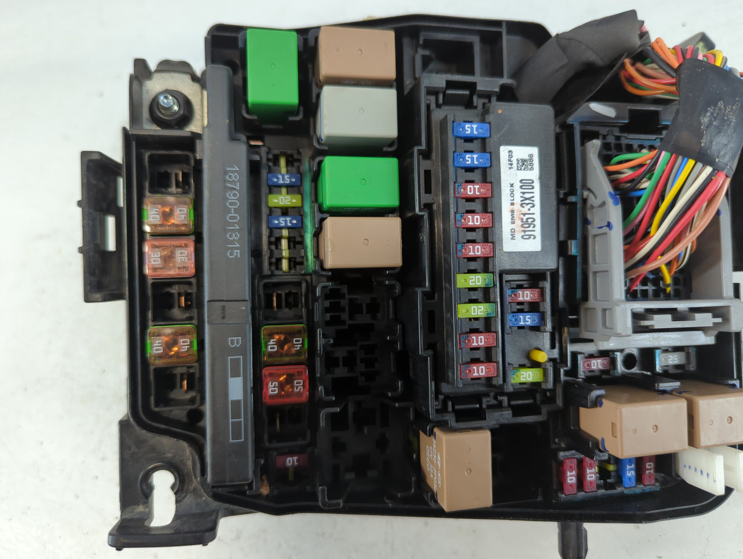 2014-2015 Hyundai Elantra Fusebox Fuse Box Panel Relay Module P/N:91951-3X710 Fits Fits 2014 2015 OEM Used Auto Parts - Oemu