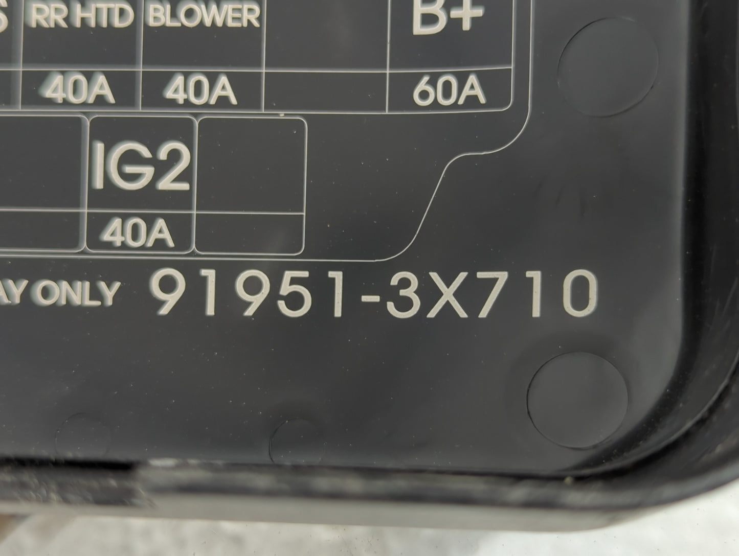 2014-2015 Hyundai Elantra Fusebox Fuse Box Panel Relay Module P/N:91951-3X710 Fits Fits 2014 2015 OEM Used Auto Parts - Oemu