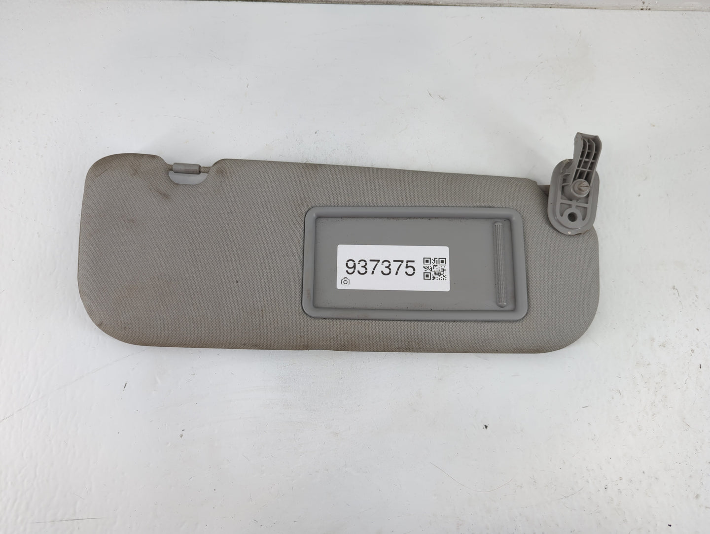 2014-2016 Hyundai Elantra Sun Visor Shade Replacement Driver Left Mirror Fits Fits 2014 2015 2016 OEM Used Auto Parts - Oemu
