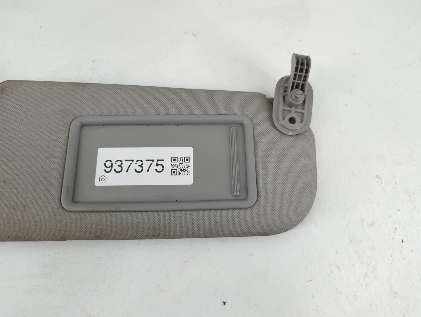 2014-2016 Hyundai Elantra Sun Visor Shade Replacement Driver Left Mirror Fits Fits 2014 2015 2016 OEM Used Auto Parts - Oemu