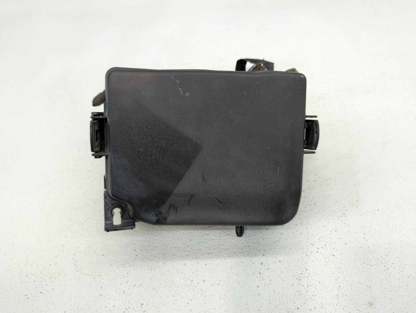 2014-2015 Hyundai Elantra Gt Fusebox Fuse Box Panel Relay Module P/N:91950-A5712 Fits Fits 2014 2015 OEM Used Auto Parts - O