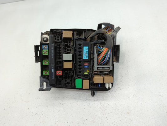 2014-2015 Hyundai Elantra Gt Fusebox Fuse Box Panel Relay Module P/N:91950-A5712 Fits Fits 2014 2015 OEM Used Auto Parts