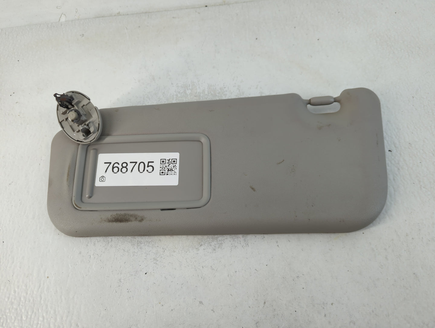 2015 Hyundai Elantra Gt Sun Visor Shade Replacement Passenger Right Mirror Fits OEM Used Auto Parts - Oemusedautoparts1.com