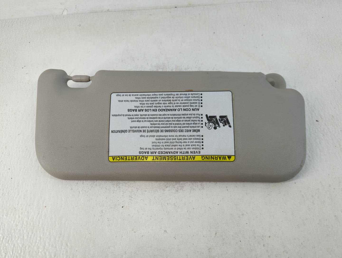 2015 Hyundai Elantra Gt Sun Visor Shade Replacement Passenger Right Mirror Fits OEM Used Auto Parts - Oemusedautoparts1.com