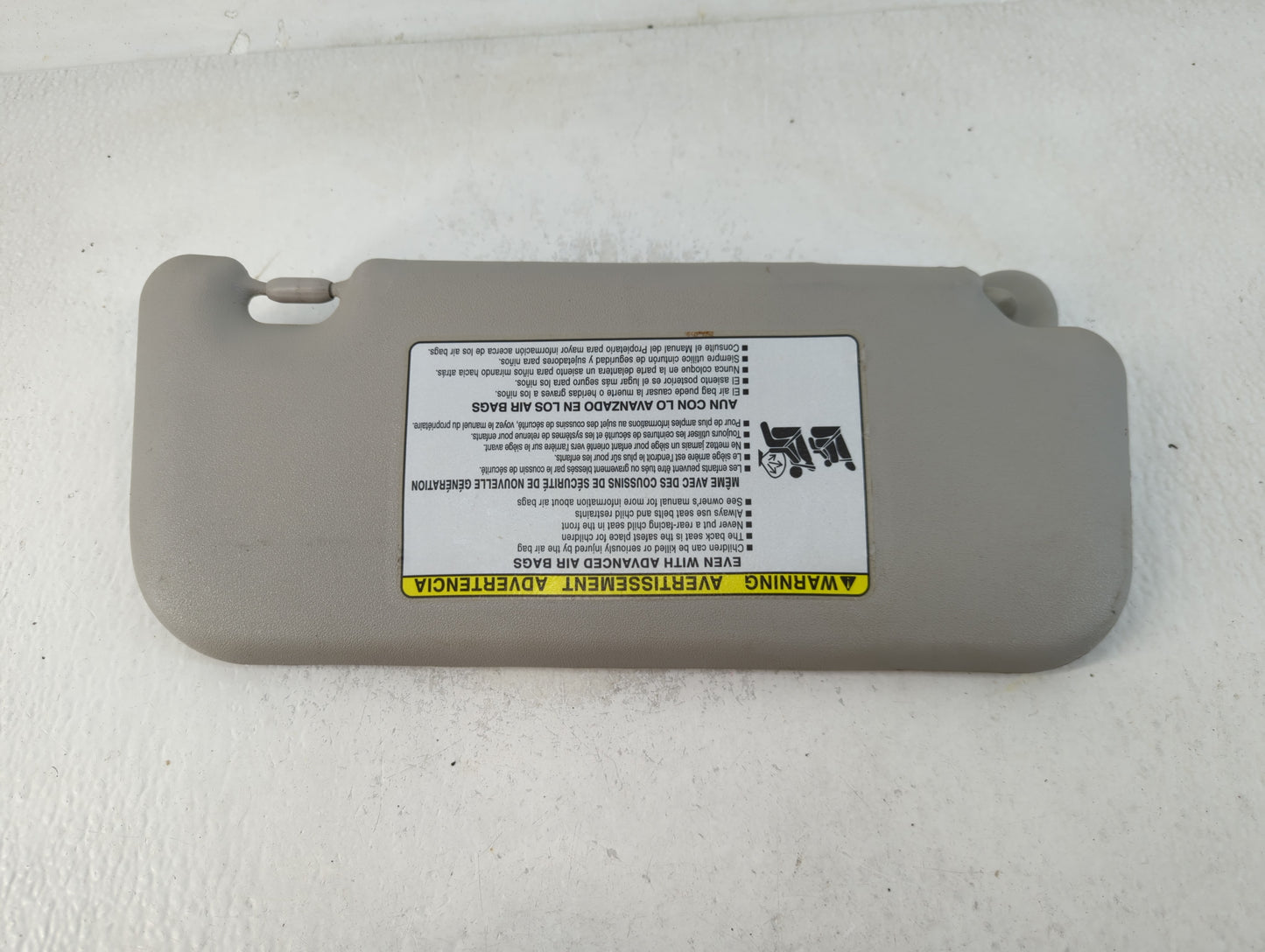 2015 Hyundai Elantra Gt Sun Visor Shade Replacement Passenger Right Mirror Fits OEM Used Auto Parts - Oemusedautoparts1.com