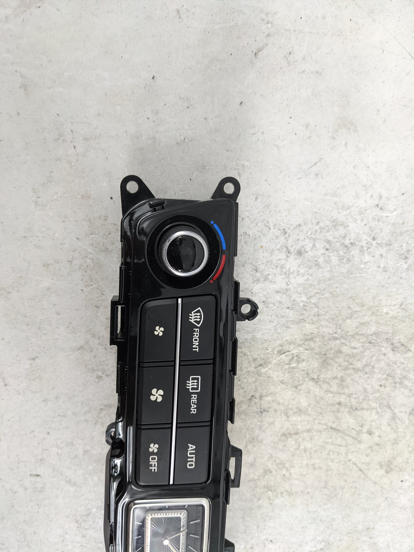 2014-2016 Hyundai Equus Climate Control Module Temperature AC/Heater Replacement P/N:97250-3N800 Fits Fits 2014 2015 2016 OE