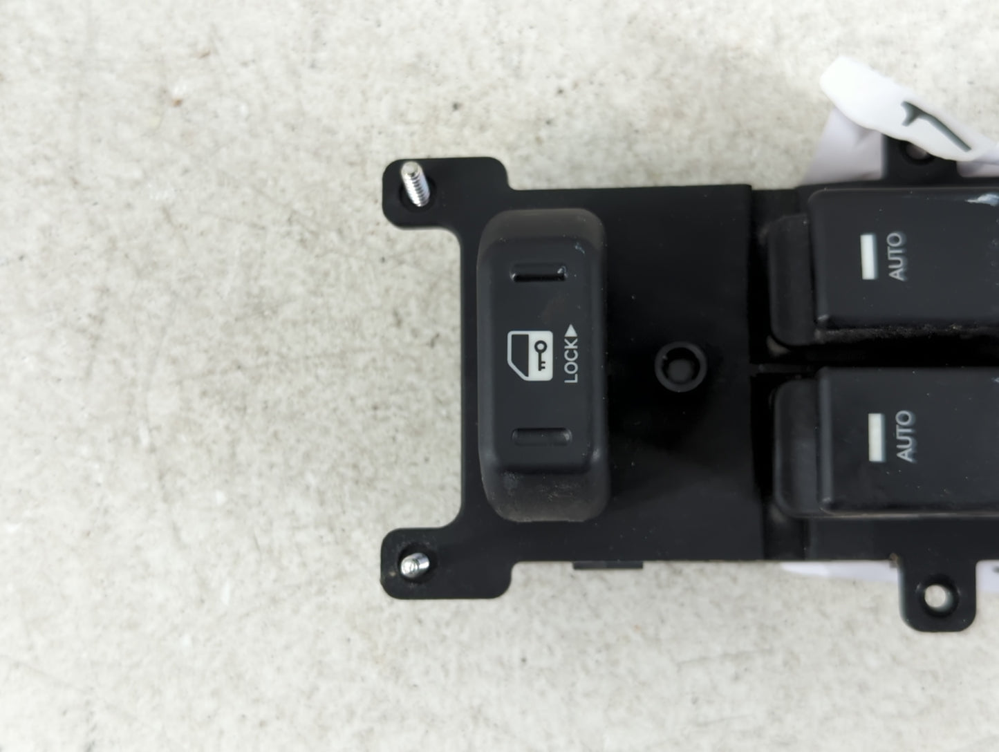 2013-2016 Hyundai Genesis Master Power Window Switch Replacement Driver Side Left P/N:2002008374 Fits Fits 2013 2014 2015 20