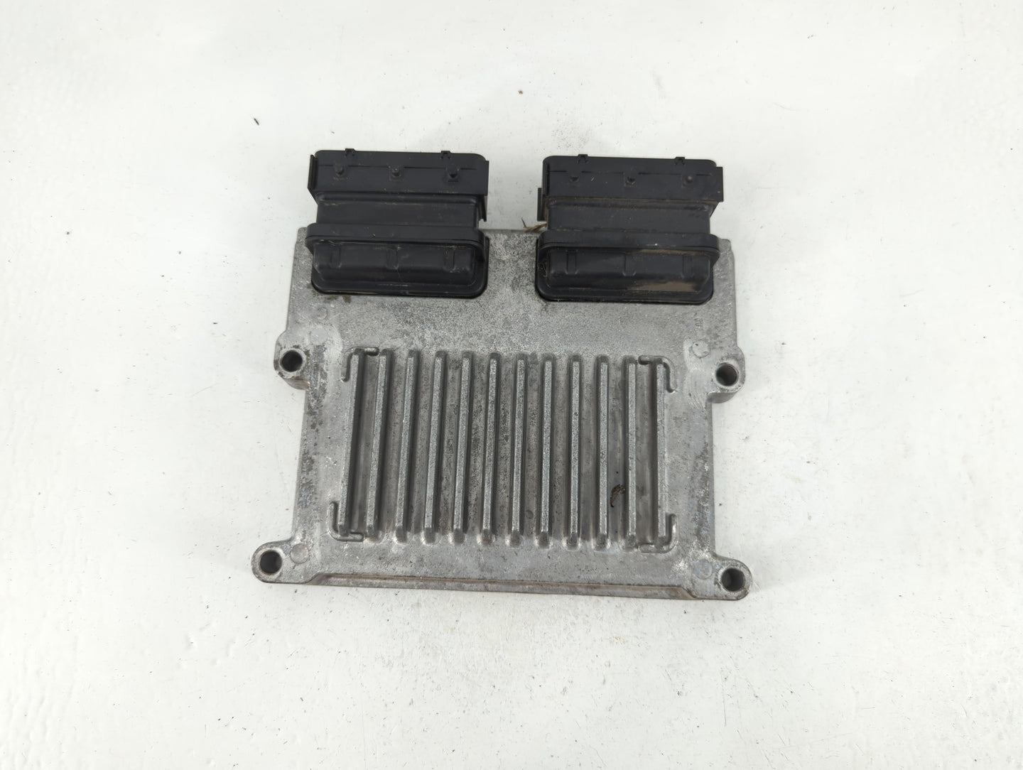 2015-2016 Hyundai Genesis PCM Engine Control Computer ECU ECM PCU OEM P/N:39105-3CEN2 Fits Fits 2015 2016 2017 OEM Used Auto