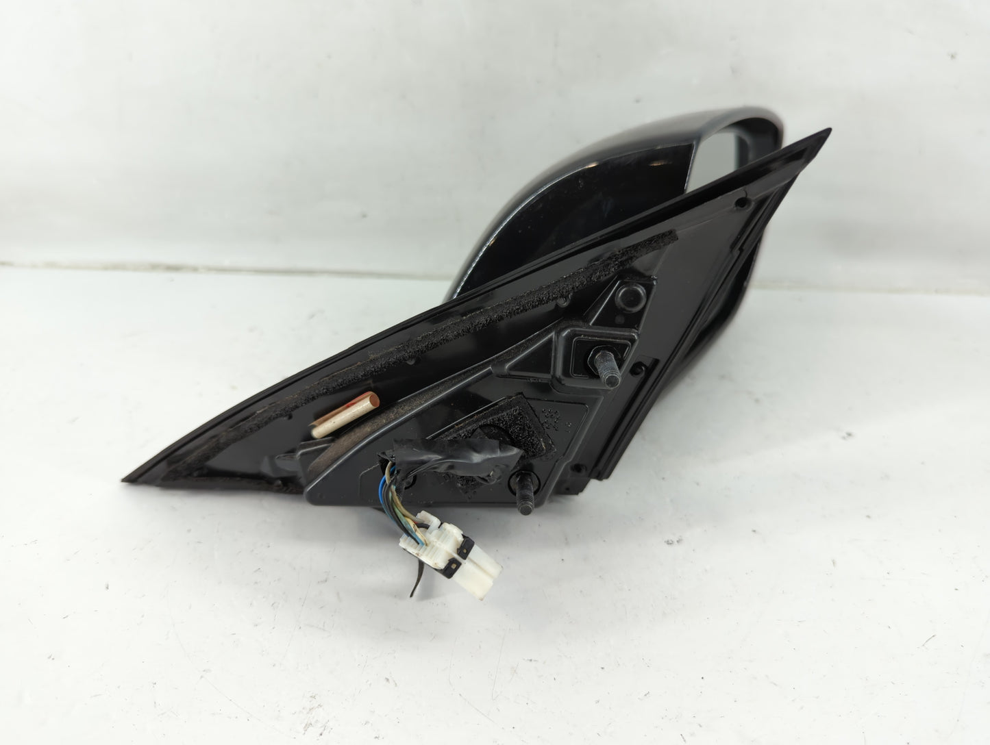 2009-2016 Hyundai Genesis Passenger Side View Mirror - Right Door Mirror OEM Used - Oemusedautoparts1.com