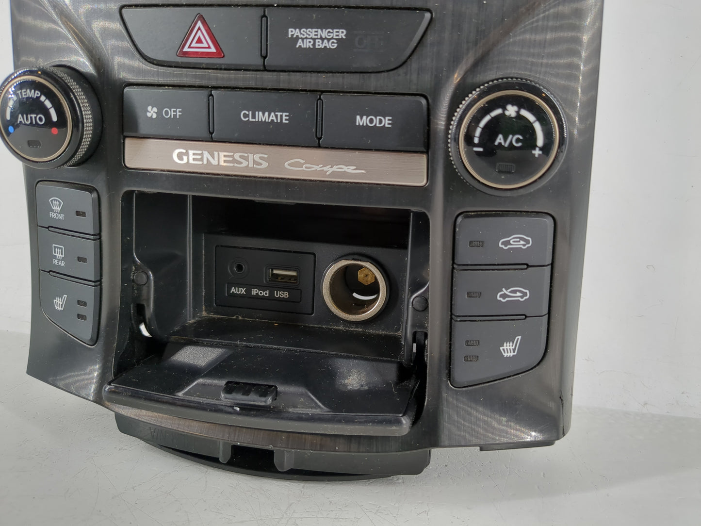2013-2016 Hyundai Genesis Climate Control Module Temperature AC/Heater Replacement P/N:97250-2MFP1 Fits Fits 2013 2014 2015 