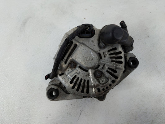 2009-2016 Hyundai Genesis Alternator Replacement Generator Charging Assembly Engine OEM P/N:37300-3C180 Fits OEM Used Auto Parts