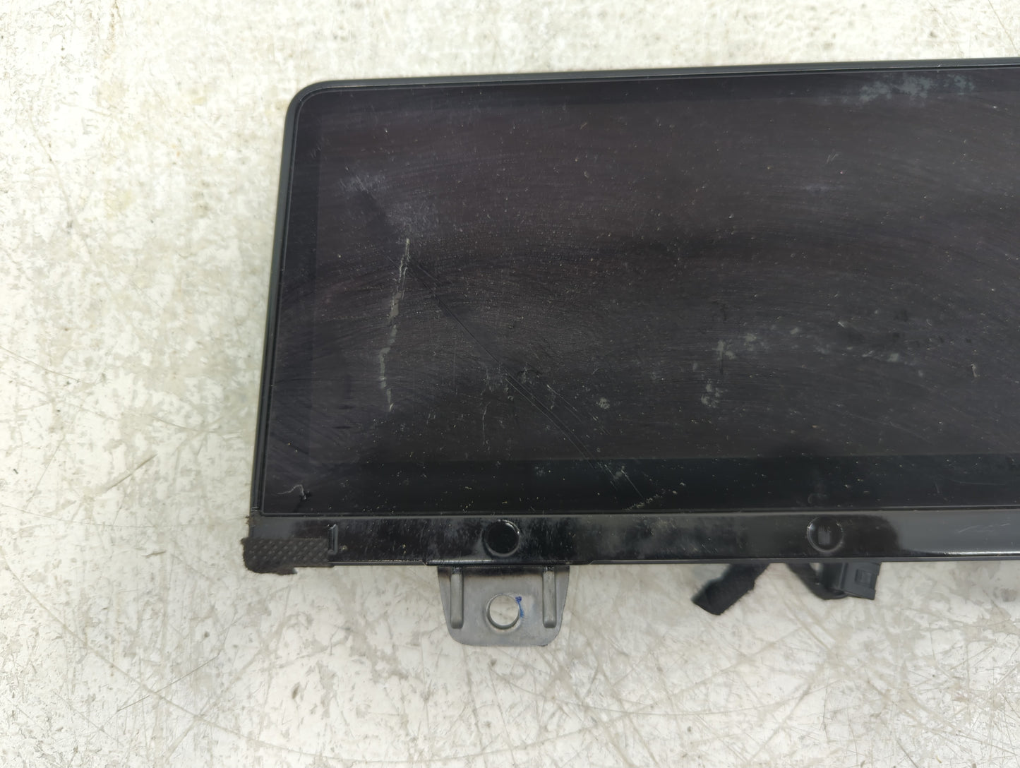 2015-2016 Hyundai Genesis Information Display Screen - Oemusedautoparts1.com