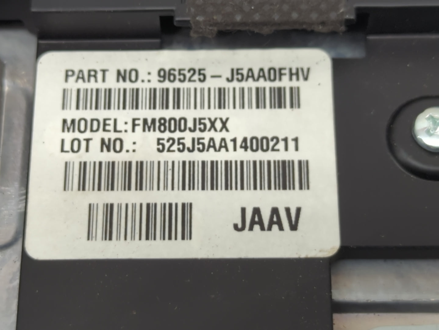 2015-2016 Hyundai Genesis Information Display Screen - Oemusedautoparts1.com