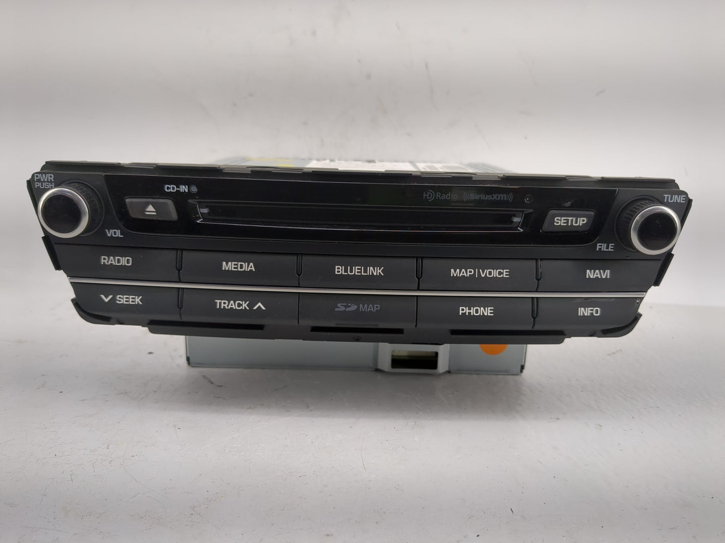 2015-2016 Hyundai Genesis Radio AM FM Cd Player Receiver Replacement P/N:96560-B14224X Fits Fits 2015 2016 OEM Used Auto Par