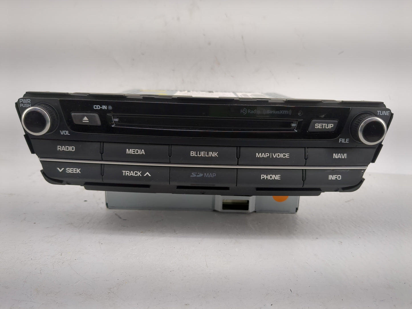 2015-2016 Hyundai Genesis Radio AM FM Cd Player Receiver Replacement P/N:96560-B14224X Fits Fits 2015 2016 OEM Used Auto Par