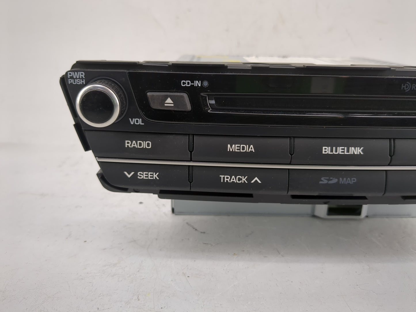 2015-2016 Hyundai Genesis Radio AM FM Cd Player Receiver Replacement P/N:96560-B14224X Fits Fits 2015 2016 OEM Used Auto Par