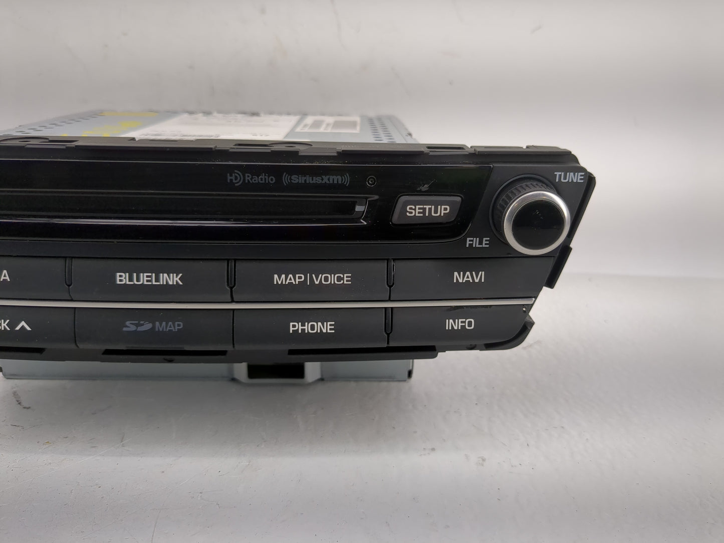 2015-2016 Hyundai Genesis Radio AM FM Cd Player Receiver Replacement P/N:96560-B14224X Fits Fits 2015 2016 OEM Used Auto Par