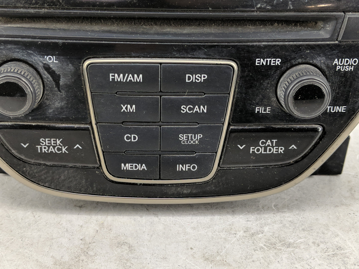 2014-2015 Hyundai Genesis Radio AM FM Cd Player Receiver Replacement P/N:96180-2M118YHG Fits Fits 2014 2015 OEM Used Auto Pa
