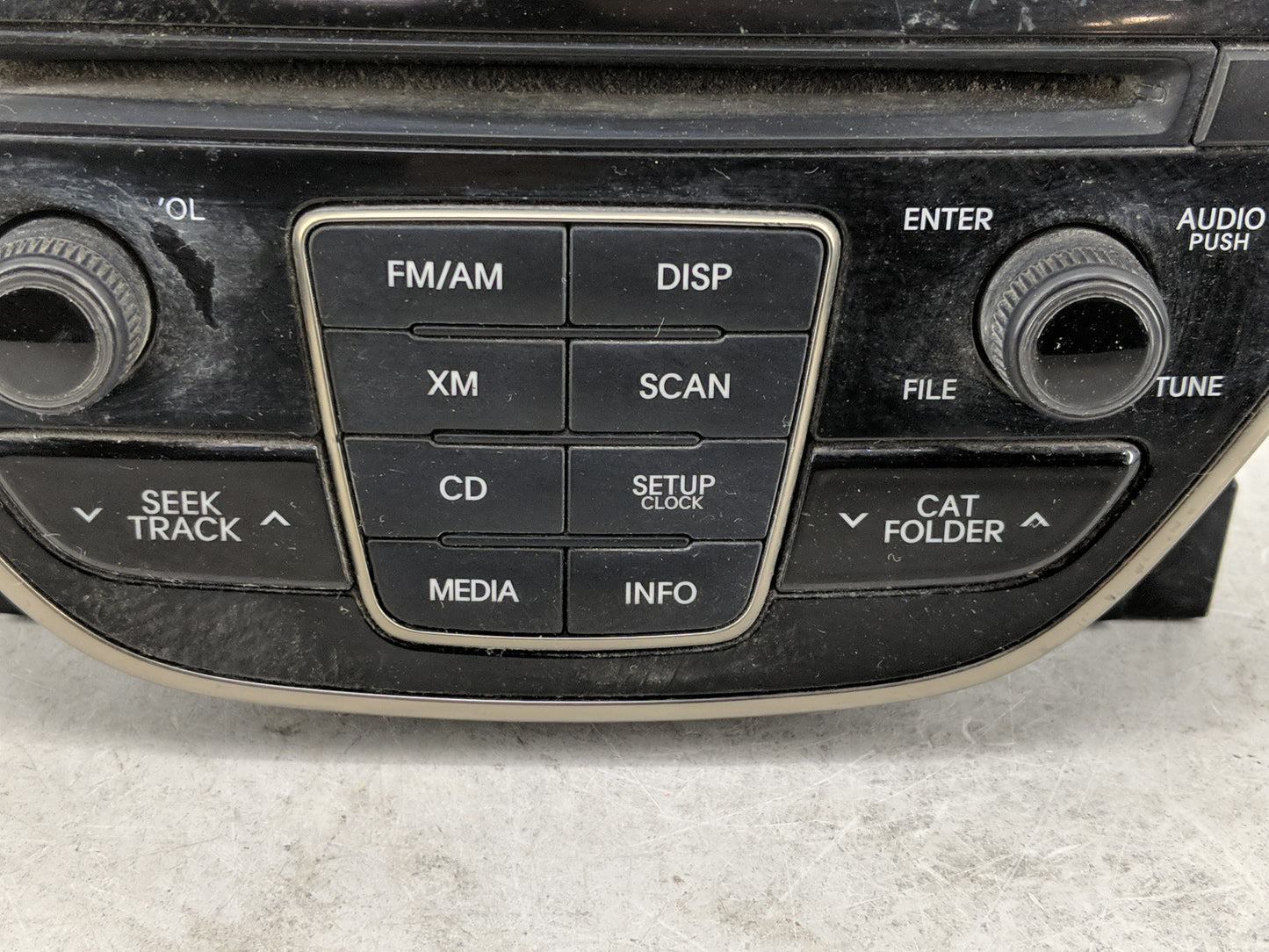 2014-2015 Hyundai Genesis Radio AM FM Cd Player Receiver Replacement P/N:96180-2M118YHG Fits Fits 2014 2015 OEM Used Auto Pa
