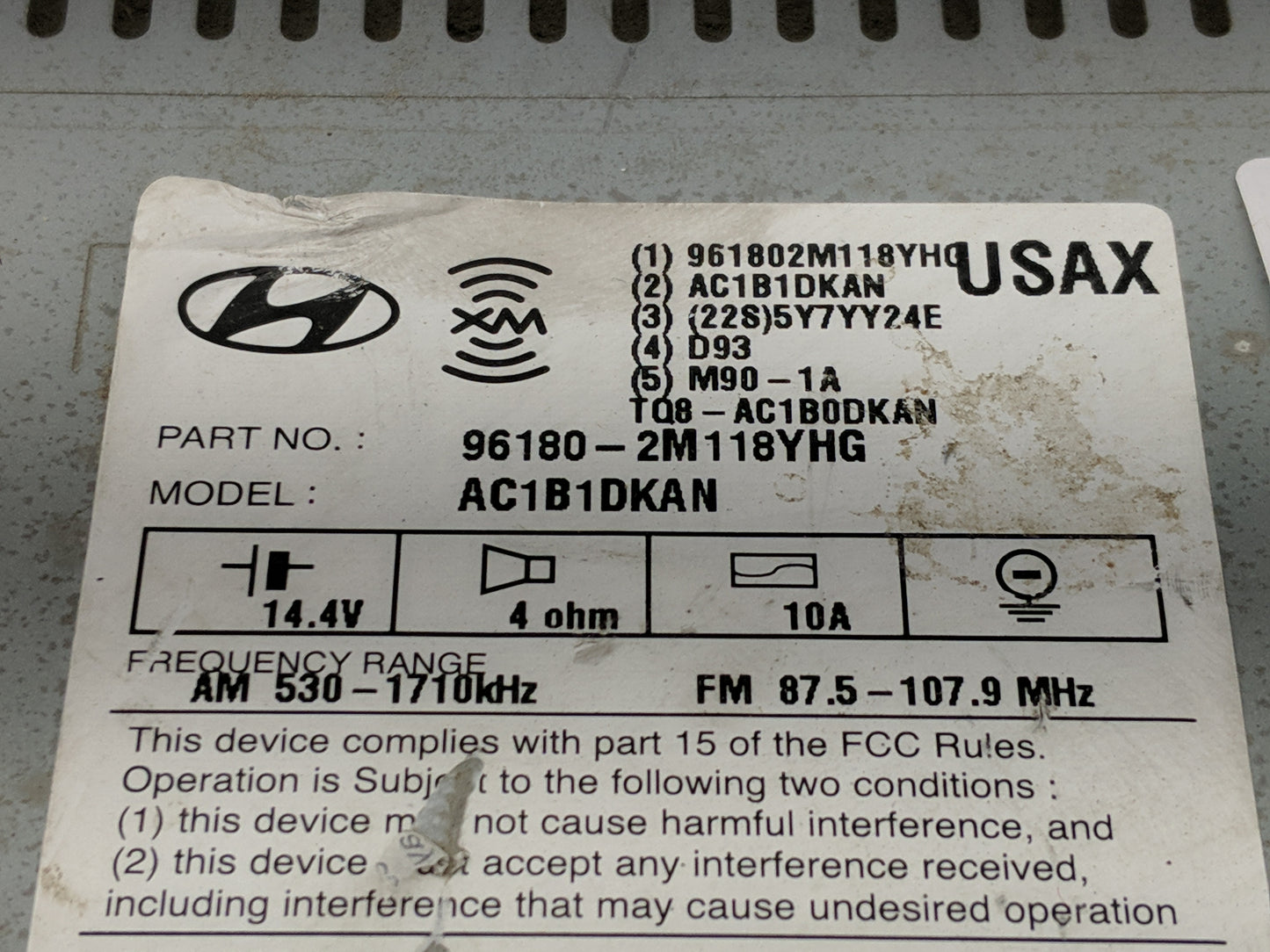 2014-2015 Hyundai Genesis Radio AM FM Cd Player Receiver Replacement P/N:96180-2M118YHG Fits Fits 2014 2015 OEM Used Auto Pa