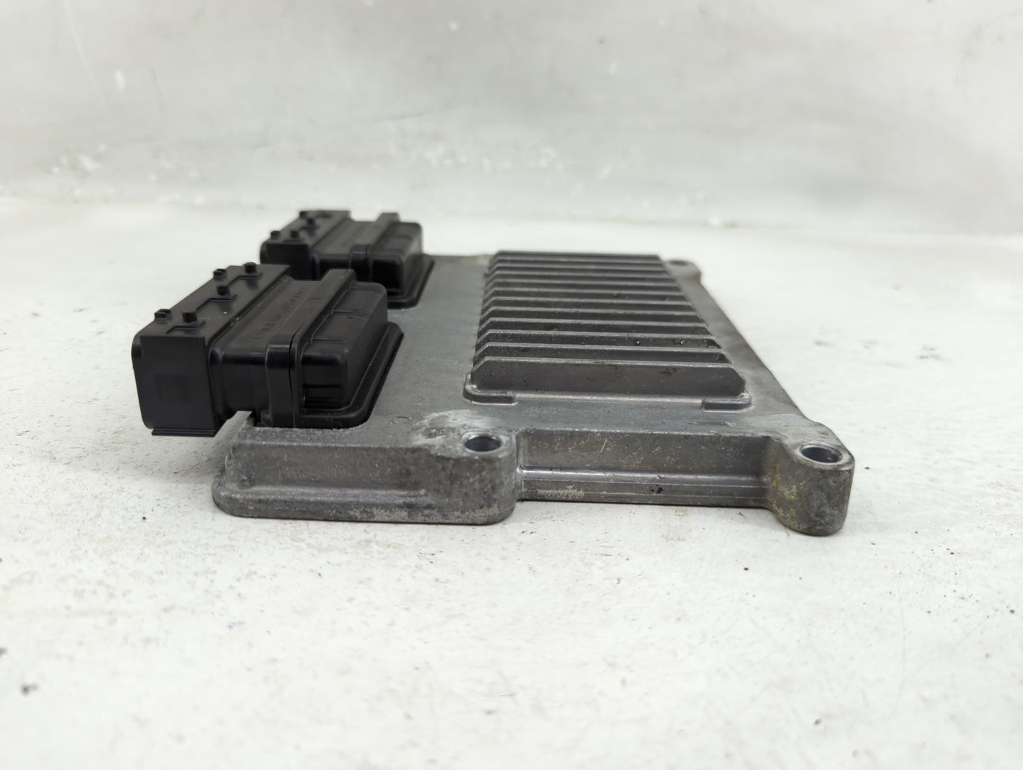 2015-2016 Hyundai Genesis PCM Engine Control Computer ECU ECM PCU OEM P/N:39105-3CEN2 Fits Fits 2015 2016 2017 OEM Used Auto