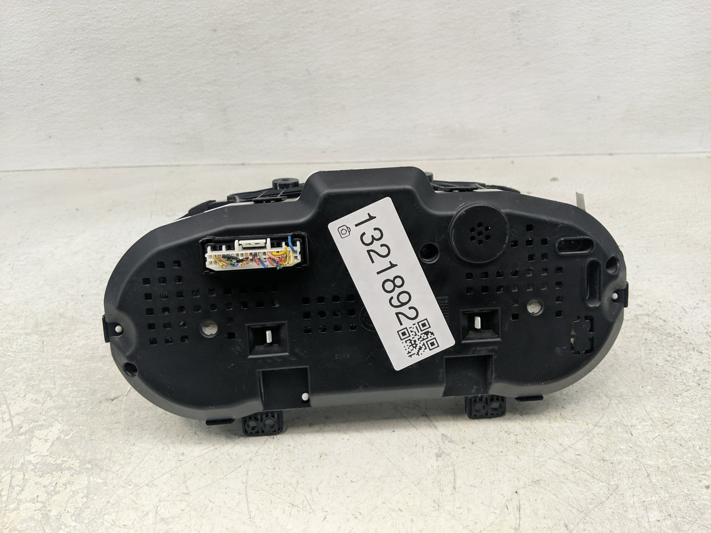 2015 Hyundai Genesis Instrument Cluster Speedometer Gauges P/N:94031-2M320 Fits OEM Used Auto Parts - Oemusedautoparts1.com