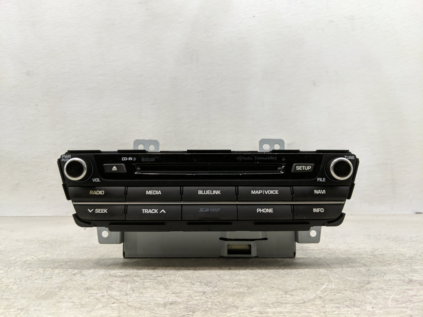 2015 Hyundai Genesis Radio AM FM Cd Player Receiver Replacement P/N:96560-B14274X Fits OEM Used Auto Parts - Oemusedautopart