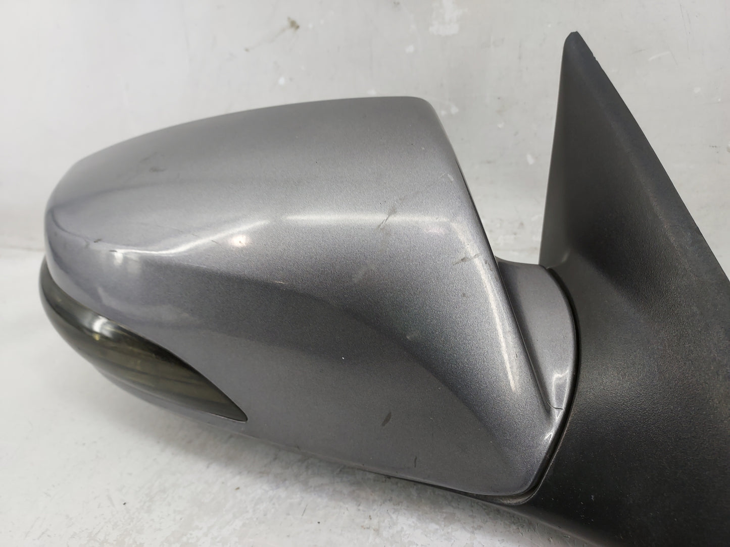 2009-2016 Hyundai Genesis Passenger Side View Mirror - Right Door Mirror OEM Used - Oemusedautoparts1.com