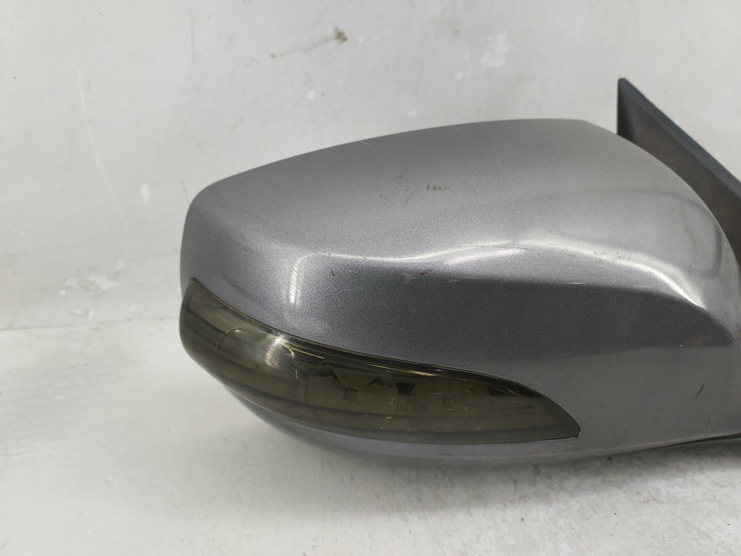 2009-2016 Hyundai Genesis Passenger Side View Mirror - Right Door Mirror OEM Used - Oemusedautoparts1.com