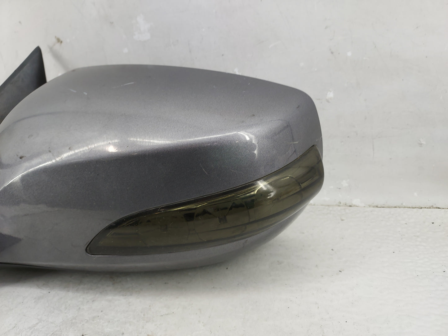 2009-2016 Hyundai Genesis Driver Side View Mirror - Left Door Mirror OEM Used - Oemusedautoparts1.com